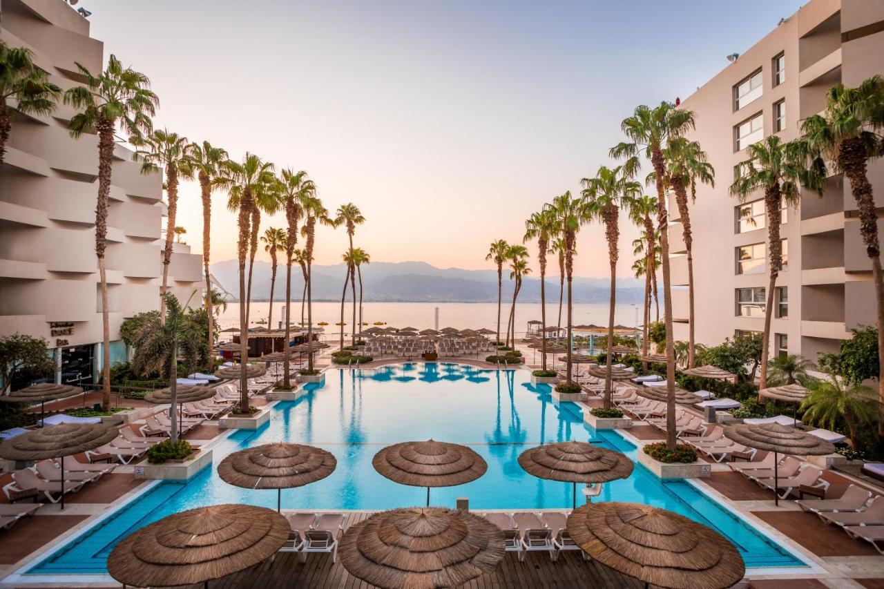 Aria Hotel